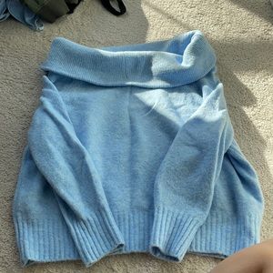 H&M Off the shoulder sweater